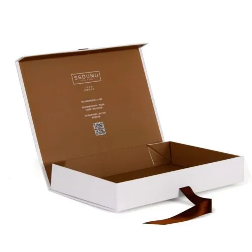 custom gift boxes with logo