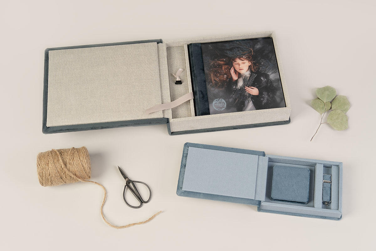 Booklet Box
